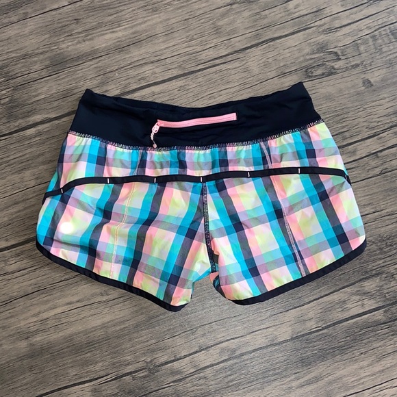 Lululemon speed shorts plaid 2